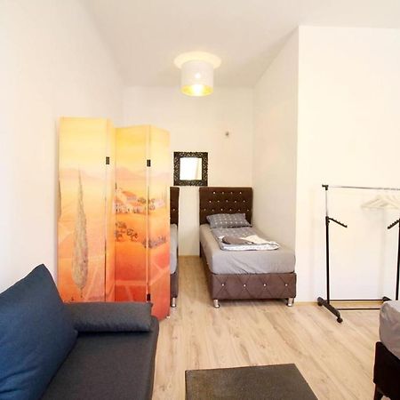 Family Apartment Mz27 Вена Экстерьер фото